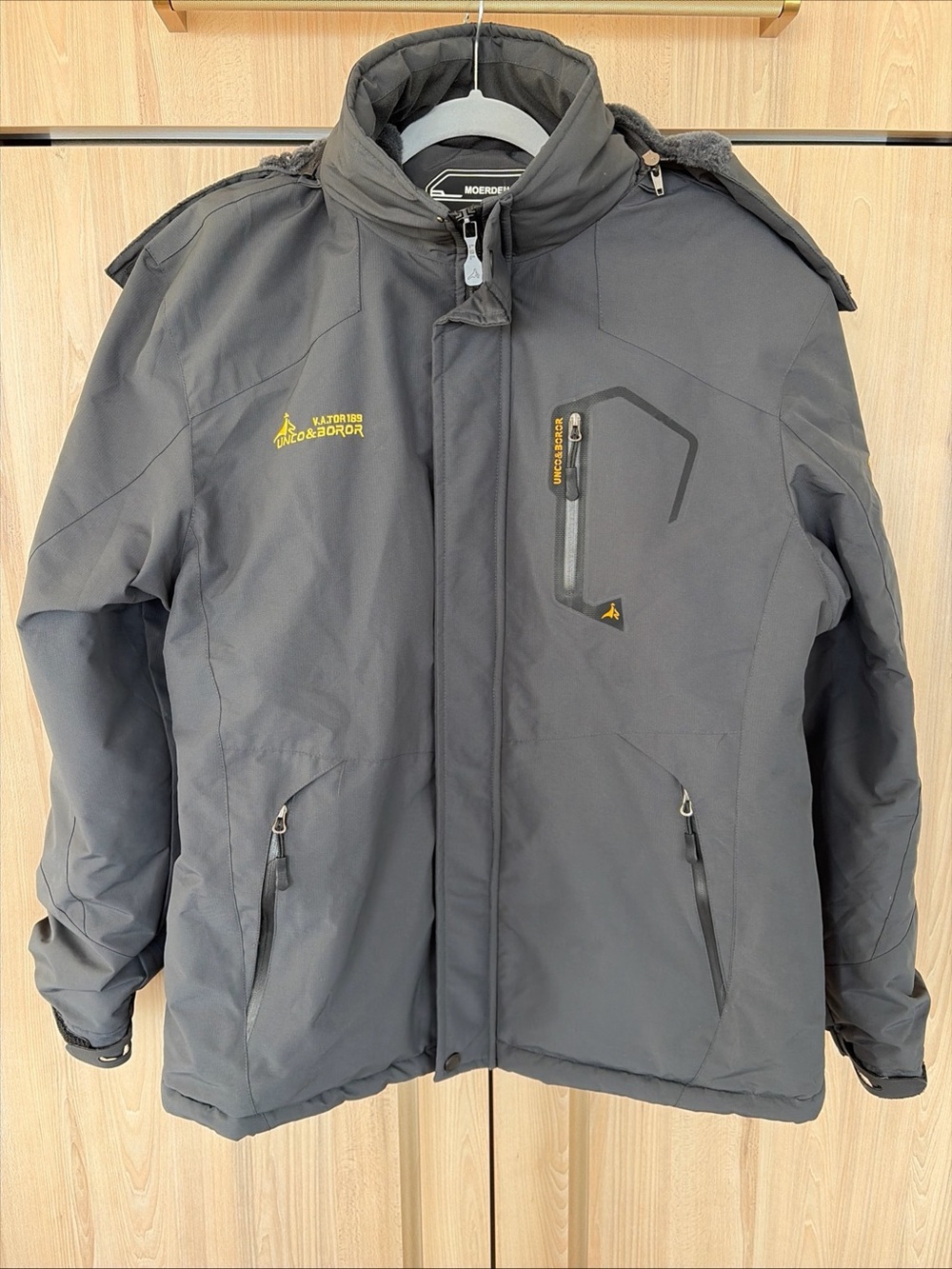 MOERDENG Men's M Waterproof Ski Jacket Warm Winter Snow Coat Mountain boarding